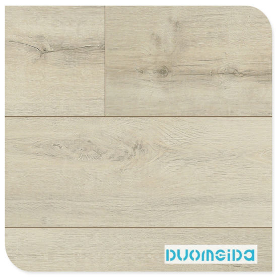 WPC Outdoor Indoor Flooring out Door Flooring WPC Rvp Plastic WPC with Grass Deck Tile Floor